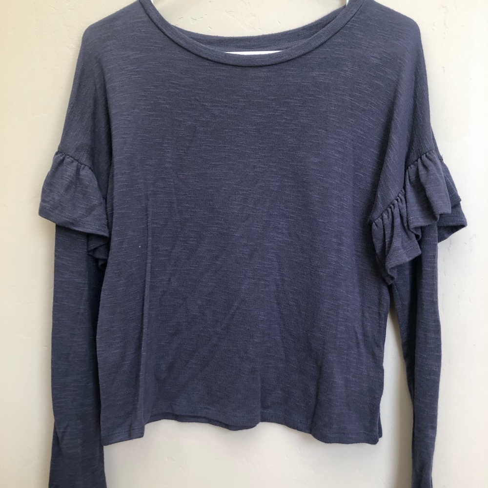Ruffle sleeve top